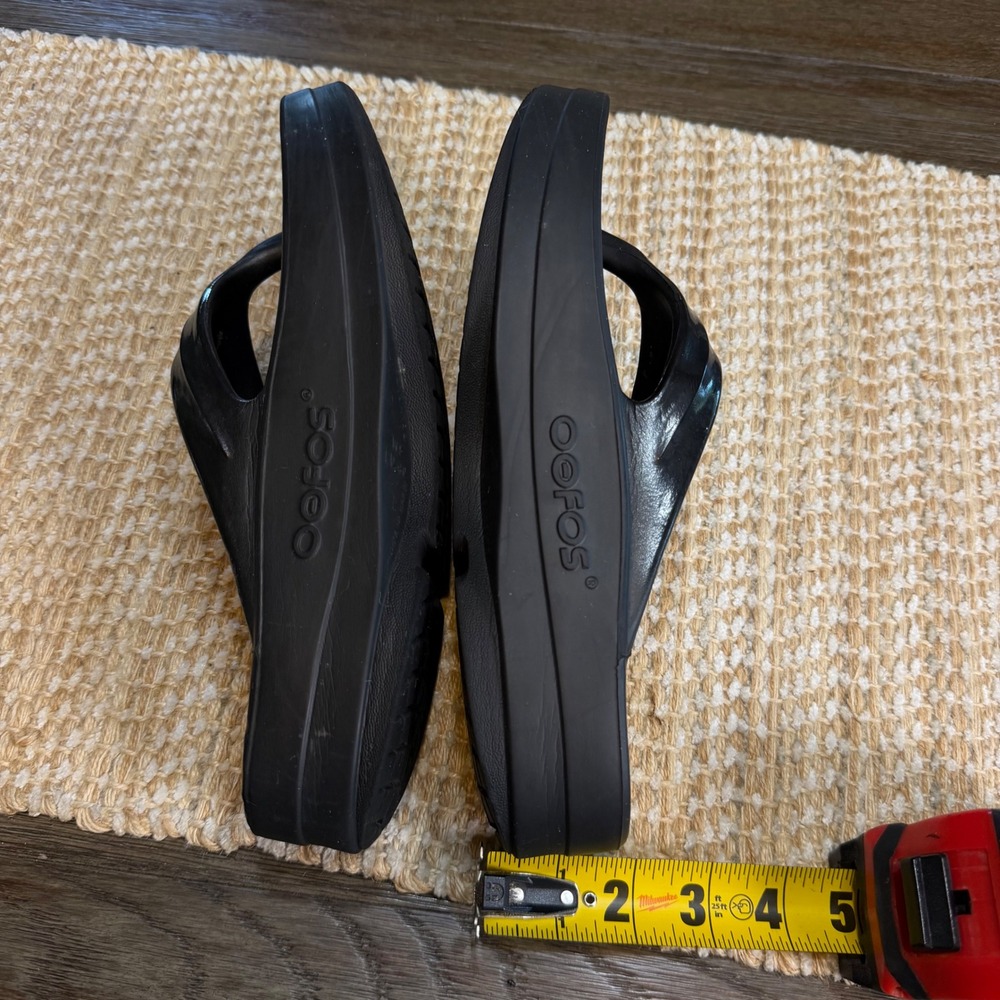 OOFOS OOmega OOriginal Black Platform Recovery Sandals Womens 9 Thong Flip Flops - Picture 6 of 8
